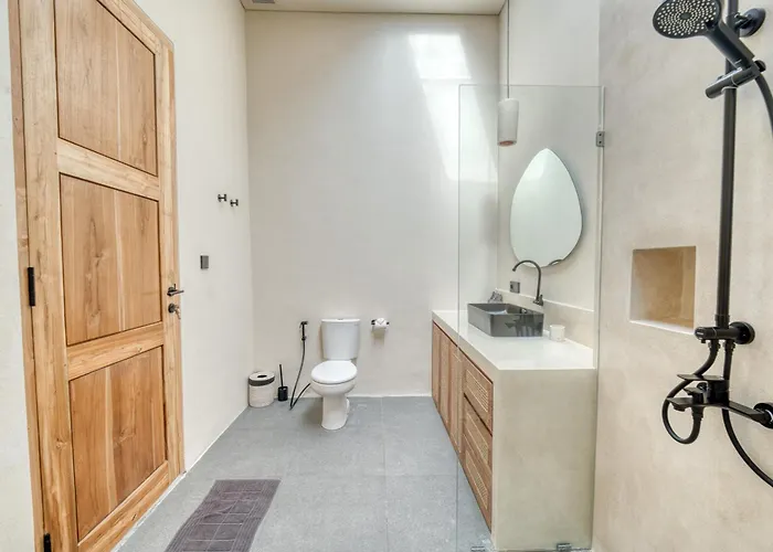 New! Sende Villa Canggu (Bali)